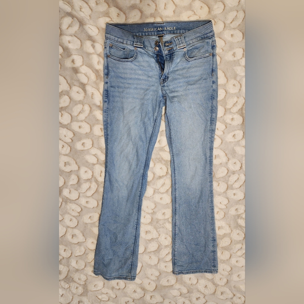 Womens size 6 American Eagle jeans